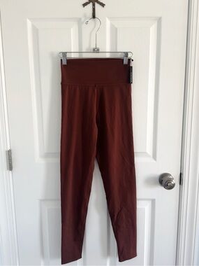 NWT LOUNGE Apparel Workout / Lounge / Yoga Pants